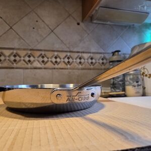 All-Clad D3 stainless Steel Fry Pan, 9 Inch